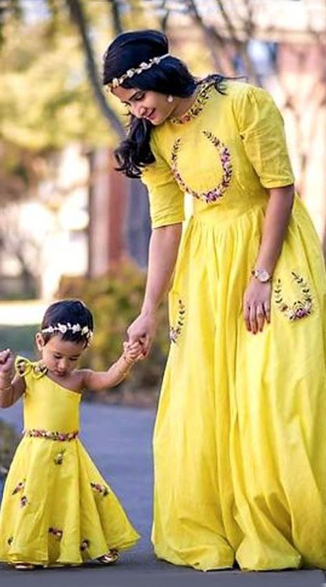 Mom And Daughter Dresses Indian Gown, Mom And Daughter Dresses Indian Birthday, Mom N Daughter Outfits Indian, Mom Daughter Matching Dresses Indian, Mom And Daughter Dresses Indian, Mother And Daughter Same Dress, Mommy Daughter Dresses, Mom Daughter Matching Dresses, Mom Daughter Outfits