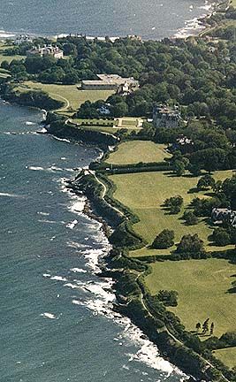 Newport, RI's Cliff Walk combines ocean views, mansions, and a rocky shore line into a 3.5 mile Federally listed Recreational Walk. Newport Cliff Walk, New England States, Rocky Shore, Nice Places, Travel Log, Newport Rhode Island, Newport Ri, Gilded Age, Ocean Views