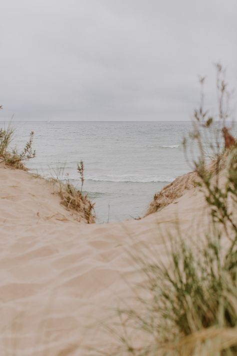 Soft Landscape Photography, Great Lakes Photography, Lake Michigan Photography, Photography Inspiration Landscape, Neutral Landscape Photography, Rustic Beach Aesthetic, Great Lakes Aesthetic, Neutral Beach Aesthetic, Lake Michigan Aesthetic