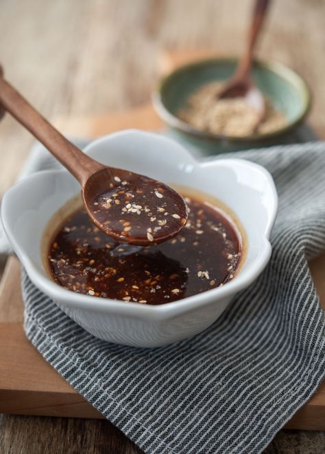 Tonkatsu sauce combined with crushed sesame seeds in a small bowl. Katsu Sauce Recipe, Japanese Croquette, Tempura Dipping Sauce, Tonkatsu Sauce, Pork Cutlet, Deep Fried Food, Pork Cutlets, Japanese Dishes, Fried Pork