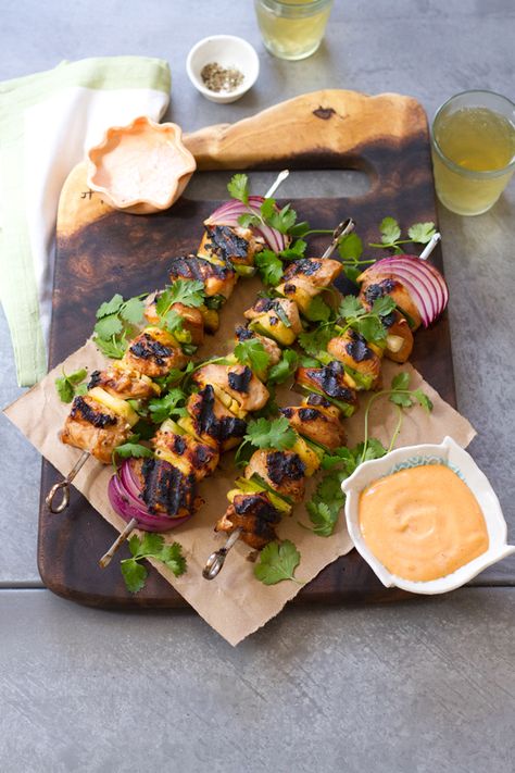 Recipes For 4th Of July, Huli Chicken, Huli Huli, Huli Huli Chicken, Chicken Skewer Recipe, Broiled Chicken, Kitchen Confidential, Yummy Chicken, Kabob Recipes