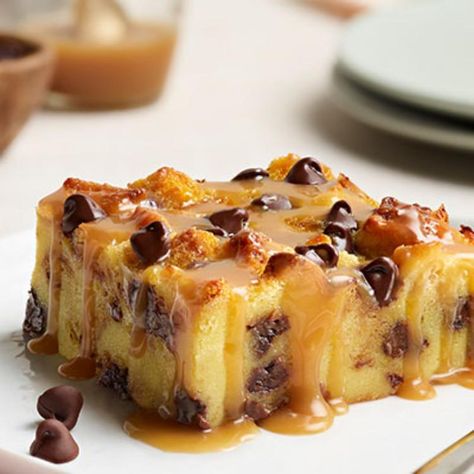 Chocolate Chip Bread Pudding, Bread Pudding Dessert, Best Bread Pudding Recipe, Chocolate Pudding Desserts, Milk Chocolate Fudge, Chocolate Chip Bread, Pudding Dessert, Bread Puddings, Bread Pudding Recipe