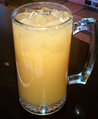 Mexican Pineapple, Mexican Beverages, Pineapple Beer, Mexican Party Food, Mead Recipe, Bakers Yeast, Homemade Alcohol, Beer Recipe, Homemade Liquor