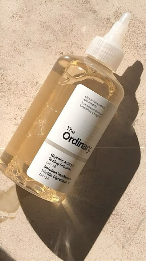 The Ordinary Glycolic Acid, Forehead Acne, Ordinary Skincare, Facial Skincare, The Ordinary Skincare, Keratosis Pilaris, Exfoliating Toner, Bumpy Skin, Facial Exfoliator