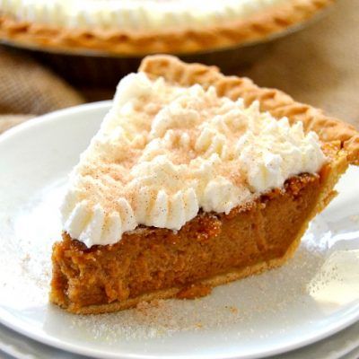 Apple Butter Pie, Mousse Au Chocolat Torte, Comfort Desserts, Easy Butter, Butter Bread, Butter Tarts, New York Cheesecake, Butter Pie, Delicious Pies