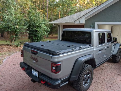 2021 Jeep Gladiator Accessories, 2020 Jeep Gladiator Accessories, Jeep Gladiator Accessories, Jeep Gladiator Overland, Truck Accessories Diy, Camper Tops, Pickup Truck Accessories, Blue Jeep, Ranger Truck