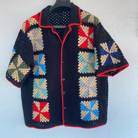 Crochet Men Shirt, Crochet Men Sweater, Granny Square Shirt, Crochet Blanket Animals, Granny Square Crochet Cardigan, Xmas Crochet, Square Shirt, Shirt Crochet, Granny Square Sweater