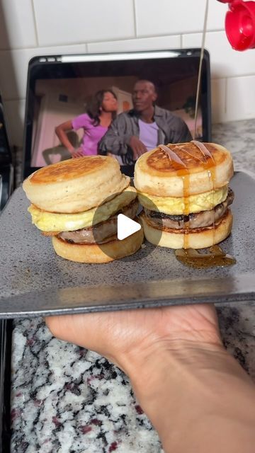 Culinary Chemistry on Instagram: "Home made Sausage McGriddles 😋 #sausagemcgriddle #mcdonalds #homemademcdonalds #breakfastideas #breakfastlover" Mc Griddle Recipe, Mc Griddle, Mcgriddle Recipe, Home Made Sausage, Griddle Recipes, Breakfast Lovers, Sausage And Egg, Home Made, Chemistry