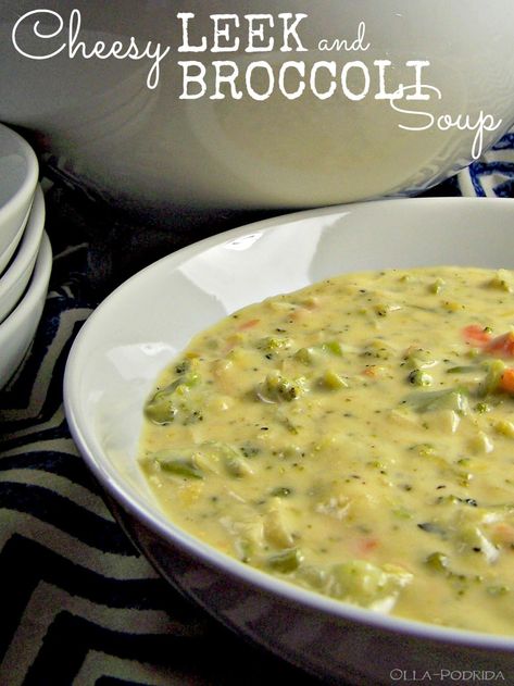 Broccoli Leek Soup Recipes, Broccoli Leek Soup, Cheesy Leeks, Winter Foods, Keto Soups, Leek Recipes, Dinners Recipes, Broccoli Soup Recipes, Veggie Food