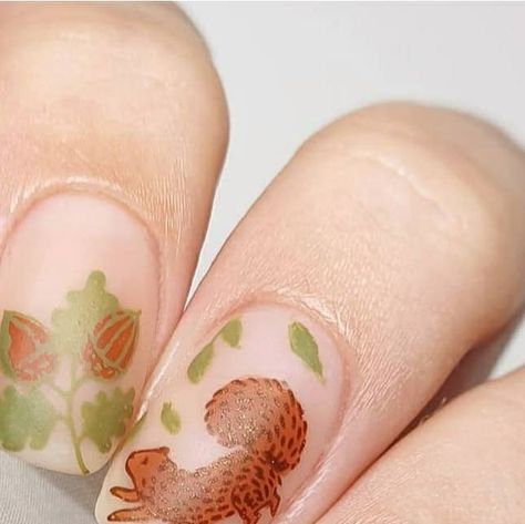 Birthe • Nailart on Instagram: "[Werbung - Markennennung - unbeauftragt] EN 🔽 . 🐿️ Squirrel @glamnailschallenge . Though we had some weather complications (with heavy rain and thunderstrom) we had a beautiful wedding day 💕 its still weird to call him "my husband". So I guess i just go back to his nickname "bubu" (cant translate) 😄 . . @moyou_london • Fall in Love 10 // Forest Delight, Femme Fatale, Gold Espresso // @essence_cosmetics • 18 Hakuna Matata . . #birdylovesnegativespace #moyoufallinlove #moyoulondonfallinlove #squirrelnails #glamnailschallengesept #nailart #naillook #nailinspiration #nailtrend #nailitmagazine #nailfashion #scratchmag #nailsmagazine #nailitdaily #nailinspo #naturalnails" Squirrel Nails, London Fall, Fallen London, Essence Cosmetics, Animal Nails, Heavy Rain, Nails Magazine, Nail Trends, Natural Nails