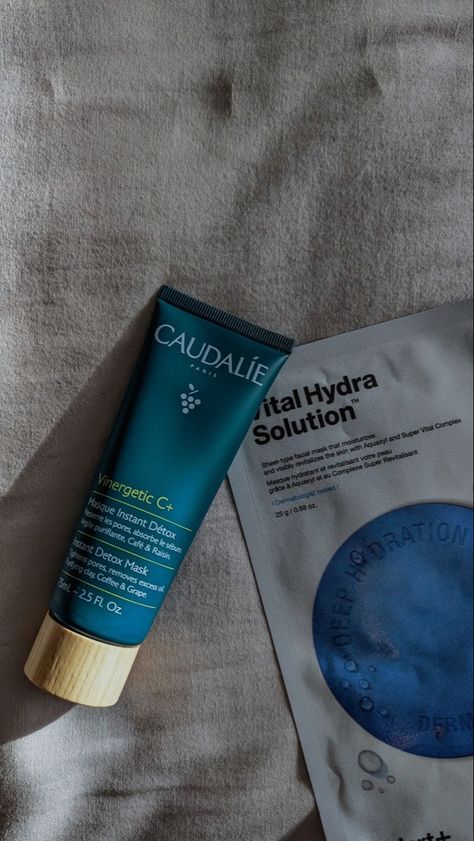 Caudalie Face Mask, Mask Skincare Aesthetic, Friday Self Care, Caudalie Mask, Dr Jart Mask, Aesthetic Self Care, Self Care Aesthetic, Aesthetic Clean Girl, Mask Skincare