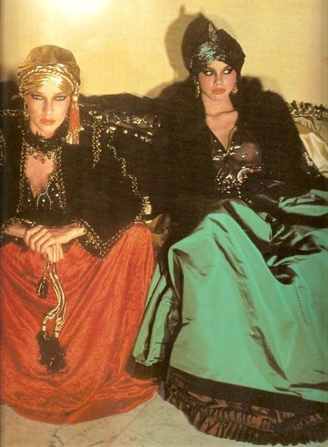 superseventies:    Middle eastern inspired fashion by Yves St Laurent. Moroccan Lifestyle, Haunted Carnival, Yves St Laurent, Patti Hansen, Yves Saint Laurent Couture, Vogue Vintage, Middle Eastern Fashion, Ysl Saint Laurent, 70s Look