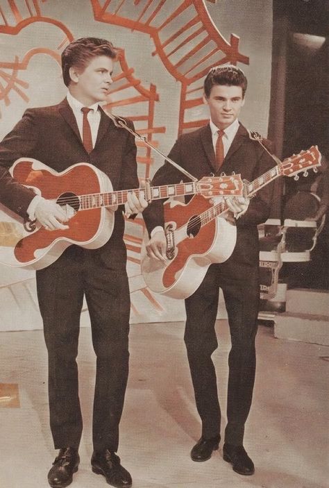 The Everly Brothers - "Let It Be Me" 1960 Check more at https://classix.vietut.com/2c9baaf3d5 The Everly Brothers, Everly Brothers, Let It Be, Music