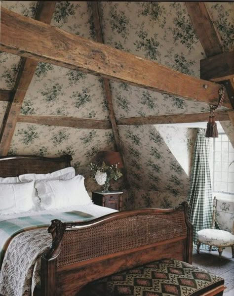 Cozy Attic Bedroom, English Country Interiors, Nanny Mcphee, Cozy Attic, Sophisticated Bedroom, Attic Bedrooms, Minimalist Bedroom Design, Country Interior, Aesthetic Minimalist