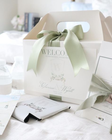 We have exchanged gift favors with welcome boxes enclosed with special treats that reveal a bit about the couple Wedding Welcome Boxes, Welcome Boxes Wedding, Welcome Bags Wedding, Wedding Welcome Gifts, Gift Favors, Lowcountry Wedding, Board Wedding, Wedding Gift Bags, Wedding Welcome Bags