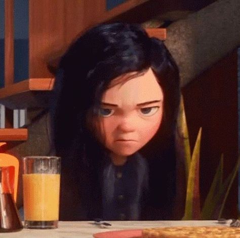 Violet Parr, Disney Icons, Cartoon Icons, Cute Couple Pictures, Movie Scenes, Best Memes, Popular Memes, Couple Pictures, Mood Pics