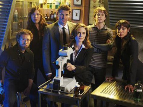 ‘Bones’ Finale Cut Short Due To Donald Trump’s Lengthy RNC Speech Temperance Bones, Michaela Conlin, Bones Series, Temperance Brennan, Seeley Booth, Bones Tv Series, Booth And Bones, Booth And Brennan, Forensic Anthropology