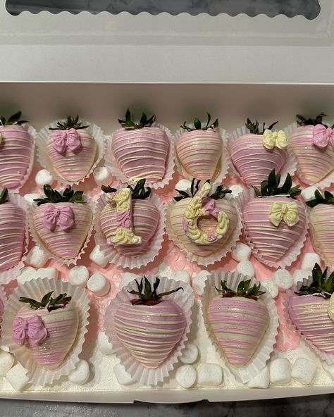 Turning 16 with a touch of sweetness and a sprinkle of sass... Sweet 16 never looked so deliciously coquette. 🎀🤍 #coquetteaffair #coquettecelebration #bows #pink #bowsbowsbows #cream #sweet16ideas #sweet16treats #chocolatecoveredstrawberries🍫🍓 #smallbusiness #berries🍓 #fruit #sweet #sweettooth #swifties Sweet 16 Desserts, Sweet 16 Treats, Pink And White Sweet 16, Light Pink Sweet 16, Coquette Sweet 16, Birthday Movie Night, Coquette Birthday, Birthday Movie, Sweet 16 Party Themes