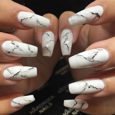 Acrylic nails coffin matte ❤ liked on Polyvore featuring beauty products and nail care Nail Art Blanc, Marble Acrylic Nails, Hot Nail Designs, Marble Nail, Marble Nail Art, White Nail Art, Cream Nails, Super Nails, Trendy Nail Design