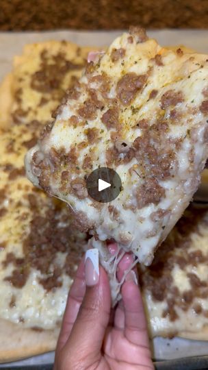 Casey’s Breakfast Pizza, School Breakfast Pizza, White Sausage Gravy, Ground Breakfast Sausage, Pillsbury Pizza Crust, Pillsbury Pizza, White Sausage, Breakfast Pizza Recipe, 2023 School