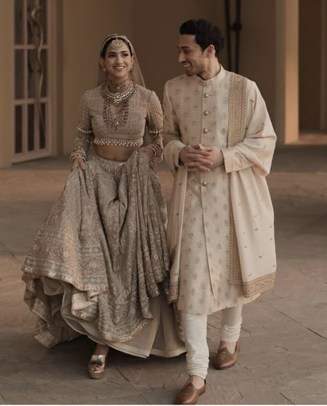 Indian Wedding Couple Dress, Indian Groom Outfit Ideas, Bride Groom Outfits Indian Wedding, Trending Sherwani For Groom, Indian Bride And Groom Aesthetic, Men Wedding Photoshoot, Couple Wedding Outfits Indian, Groom Kurta Indian Weddings, Groom Attire Indian