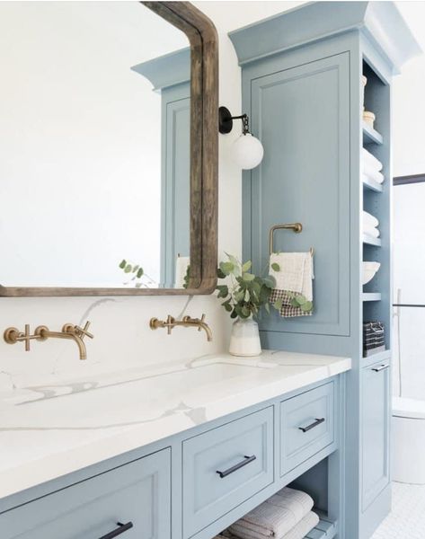 Kids Bathroom Vanity, Island Bathroom, Kids Bathroom Design, Painted Vanity Bathroom, Large Bathroom Mirrors, Beach House Bathroom, Shiplap Bathroom, Blue Vanity