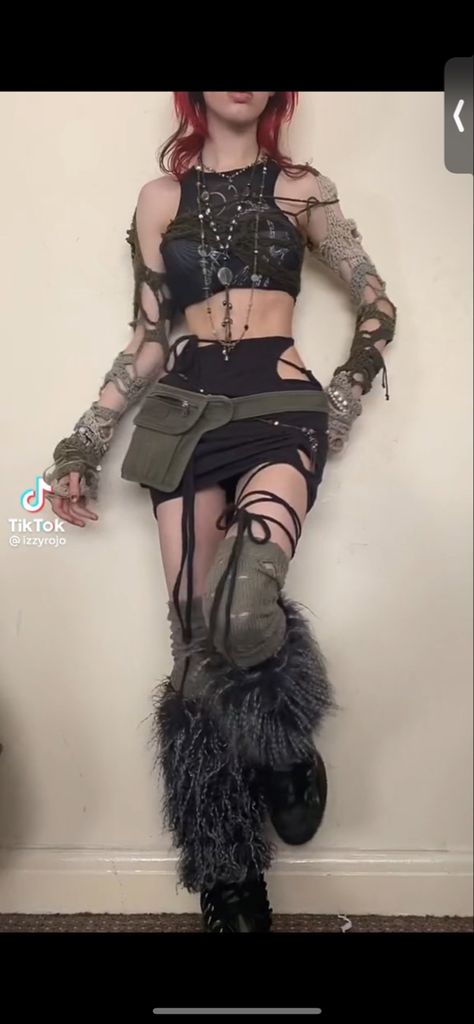 Y2k Outfits For Concerts, Dystopian Punk Fashion, Ashnikko Concert Outfits, Mad Max Rave Outfit, Hyperpop Concert Outfit, Wasteland Rave Outfits, Festival Goth Outfit, Rave Outfits Fairy, Rave Core Outfits