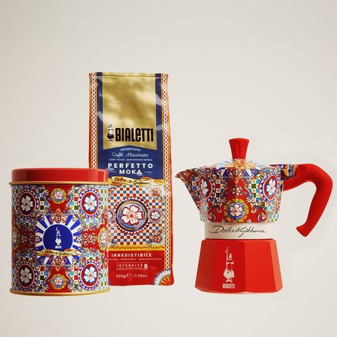 Bialetti Global on Instagram: “Flavour. Art. Design. Exalting the beauty of Italian coffee through the unique design of #DolceGabbana and the conviviality of #Bialetti.…” Italy Coffee, Heston Blumenthal, Italian Cafe, Coffee Mix, Moka Pot, Italian Coffee, Ground Coffee, Coffee Design, Jamie Oliver