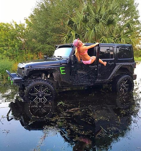 Extreme Interests : Photo Mobil Off Road, Jeep Wrangler Girl, Jeep Baby, Badass Jeep, Jeep Photos, Jeep Girls, Jeep Wave, Hors Route, Cool Jeeps