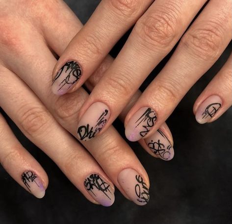 Grafitti Nails, Graffiti Nails, Witchy Nails, Mens Nails, Edgy Nails, Grunge Nails, Colorful Nails, Minimal Nails, Pretty Gel Nails