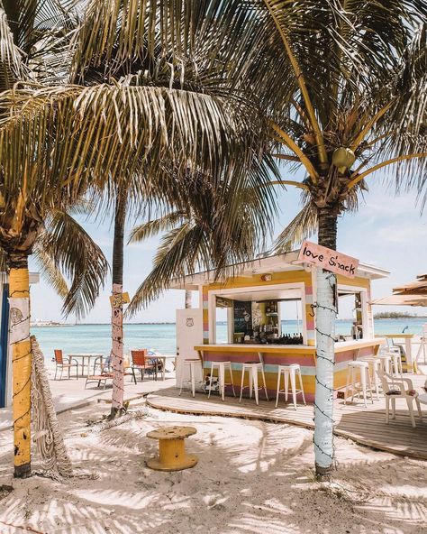 Group Vacation, Beach House Aesthetic, Small Bar, Beach Cafe, Surf Shack, Beach Shack, Beach Bars, Sunset Beach, Nassau