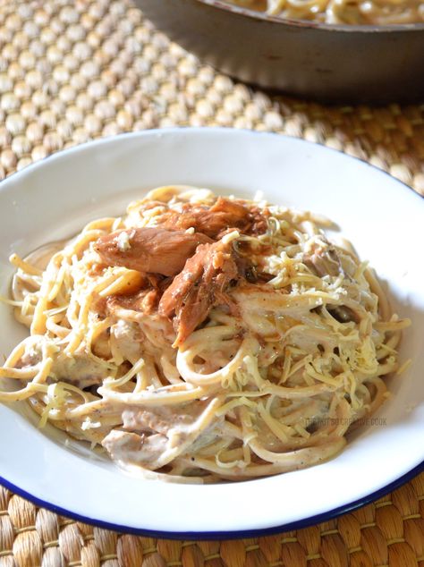 I love canned tuna adobo and my favorite way to enjoy it is to turn it into this Filipino Tuna Adobo Pasta. It is creamy and tasty. Adobo Pasta, Tuna Sisig Recipe, Tuna Pasta Recipes, Tuna Sisig, Tuna Spaghetti Recipe, Adobo Flakes, Century Tuna Recipe, Canned Tuna Pasta, Tuna Spaghetti