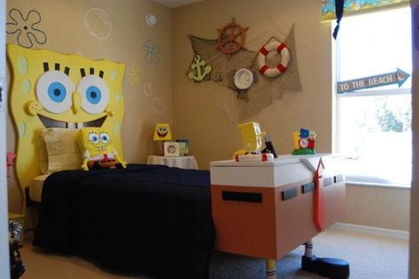 Kids' Bedroom Décor Ideas Inspired by SpongeBob SquarePants Spongebob Bedroom, Spongebob Room, Underwater Bedroom, Spongebob Theme, Bob Sponge, Creative Headboard, Themed Kids Room, Cool Kids Rooms, Cool Kids Bedrooms