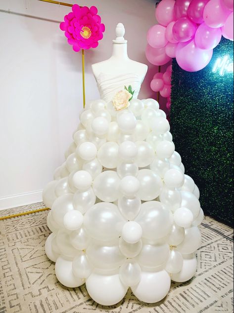 Balloon Gown, Bridal Balloons, 60th Birthday Decorations, Balloon Designs, Bridal Shower Balloons, Balloon Wedding, Bridal Tea Party, Balloon Dress, Bridal Tea