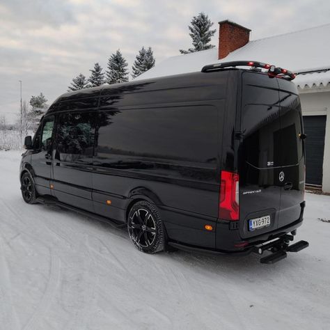 Vw Transporter Sportline, Bike Storage In Van, Sprinter Van Camper, Vw Caddy Maxi, Mercedes Benz Vans, Mercedes Camper, Mercedes Sprinter Camper, Mb Sprinter, Mercedes Van