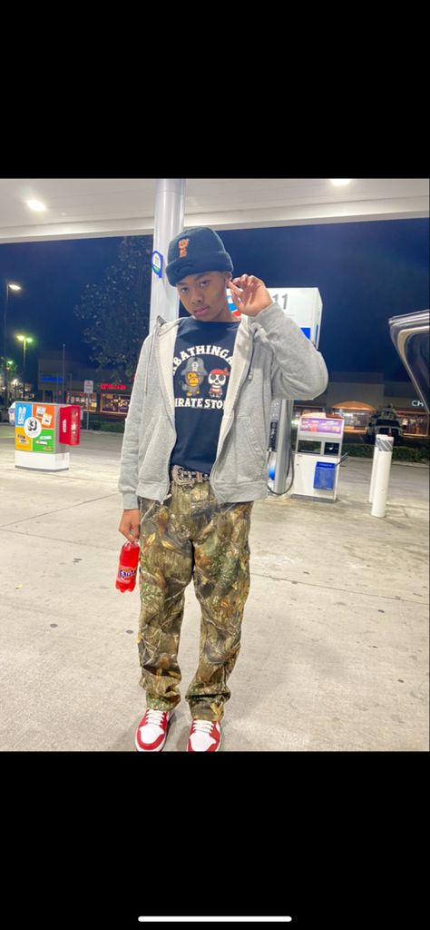 Gas Station Pics Men, Gas Station Pics, Gas Station Photoshoot, Men Streetwear Fashion, Station Photo, Mini Photo Shoot, Street Style Outfits Men, Men Streetwear, Cool Outfits For Men