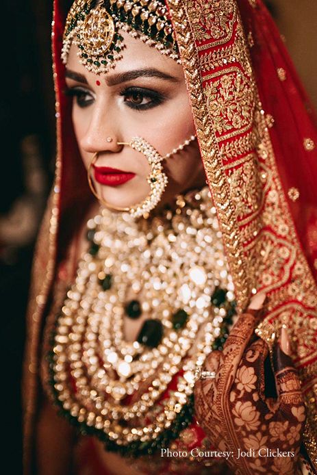 Wedding Dulhan, शादी की तस्वीरें, Bridal Pose, Indian Bride Photography, Indian Bride Photography Poses, Indian Wedding Photography Couples, Bridal Makeup Images, Bridal Jewelery, Indian Wedding Couple Photography