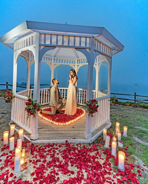 Wedding Documentary on Instagram: “She said YES! A beautiful, romantic and epic proposal we had the pleasure of shooting last night @heritagehouseresort, Mendocino! We can't…” Gazebo Proposal, Epic Proposal, Best Places To Propose, Unique Proposals, Dream Proposal, Best Proposals, Beach Proposal, Gazebo Wedding, Unique Wedding Decor