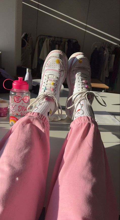 Cherry Baby, Pink Vibes, Look Vintage, Just Girl Things, Instagram Story Ideas, Outfits Aesthetic, Pink Aesthetic, Converse Chuck Taylor High Top Sneaker, Cute Shoes