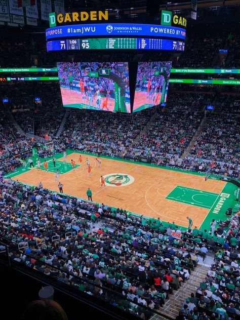 Celtics Aestethic, Green Basketball Aesthetic, Boston Celtics Aesthetic, Nba Aesthetic, Nick Kroll, Celtics Game, Boston Aesthetic, Disney Prom, Media Aesthetic