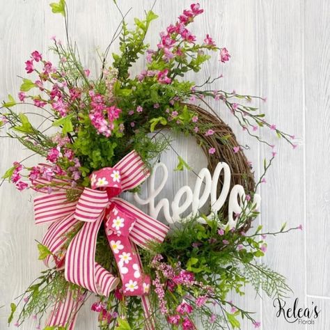 Grapevine Wreath Ideas Diy Spring, Floral Grapevine Wreath, Grapevine Wreath Ideas Diy Summer, How To Make A Floral Wreath, Diy Spring Wreath For Front Door, Spring Grapevine Wreath Ideas, Summer Grapevine Wreath Ideas, Spring Wreaths 2024, Vine Wreath Ideas