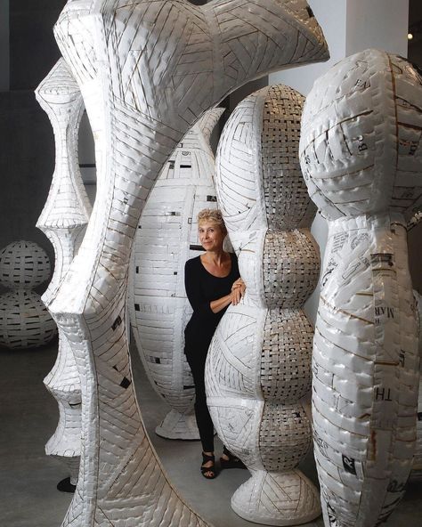 Ann Weber Elevates Discarded Cardboard Boxes and Staples to New Heights in Billowing Sculptures — Colossal Ann Weber, Cardboard Art Sculpture, Cardboard Sculpture, Watch Over Me, Paper Mache Art, Colossal Art, Keramik Design, Visual Culture, Cardboard Art