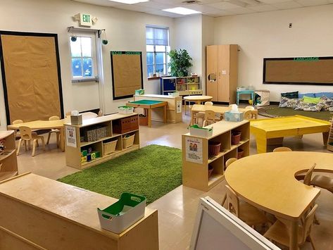 13 Inspiring Kindergarten Classroom Ideas to Transform Your Space - Xiair World Preschool Classroom Layout Ideas, Preschool Layout Ideas, Kindergarten Classroom Play Area, Rattan Classroom, Play Based Kindergarten Classroom Setup, Kindergarten Classroom Tour, Cozy Area Ideas Preschool, Small Classroom Layout, Preschool Centers Layout