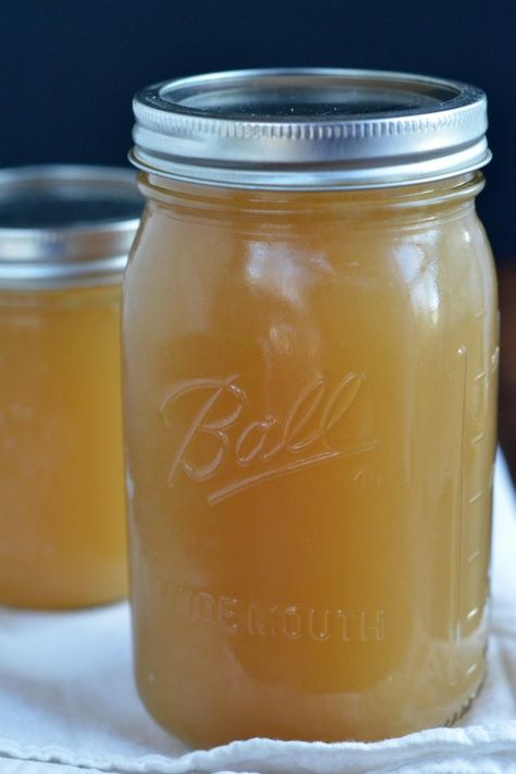 Canning Apple Cider, Preserve Apples, Making Apple Cider, Canning Apples, Apple Cider Recipe, Homemade Apple Cider, Canned Apples, Paleo Crockpot, Easy Slow Cooker Recipes