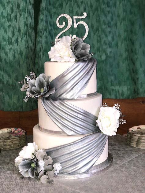 Silver Anniversary Ideas Decorations, Pageant Director, Silver Anniversary Cake, 25th Wedding Anniversary Decorations, Silver Wedding Anniversary Cake, 25th Anniversary Cake, 25th Wedding Anniversary Cakes, 25 Anniversary Cake, Wedding Anniversary Decorations