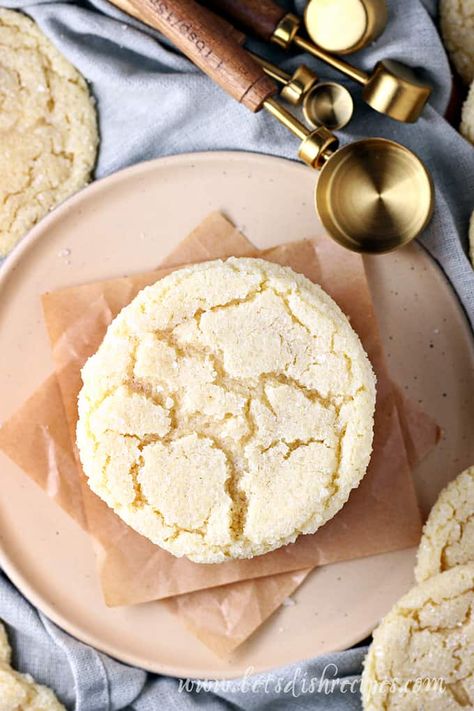 Chewy Bakery Style Sugar Cookies Recipe -- These chewy, drop-style sugar cookies require no chilling, so they're quick and easy to make, and always a favorite. Rolling them in sanding sugar before baking give them a bit of sparkle and a crunchy texture that everyone loves. #baking #cookies #sugarcookies Subway Sugar Cookie Recipe, Chewy Christmas Sugar Cookies, Best Chewy Sugar Cookies, Sugar Cookies With Brown Sugar, Jumbo Sugar Cookies, Large Cookie Recipes, Extra Large Cookies Recipe, Thick Bakery Style Cookies, Paradise Bakery Sugar Cookie Recipe