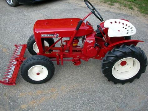 1958 Wheel Horse RJ-58 Cake Tractor, Cake Bike, Tractor Painting, Wheel Horse Tractor, Tractor Bed, Diy Tractor, Tractor Applique, Bike Cake, Bike Chopper