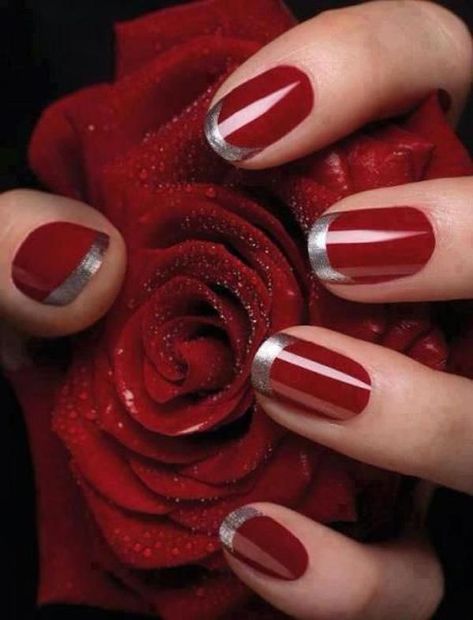 70 Ideas of French Manicure Nail Designs | Art and Design Alabama Nail Designs, Alabama Nails Crimson Tide, Alabama Football Nails, Alabama Nail Art, Ongles Rose Pastel, Alabama Nails, Football Nail Designs, French Manicure Nail Designs, Glitter French Nails