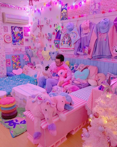 Kidcore Bedroom, Kidcore Room, Scene Room, Soft Kidcore, Princess Bedrooms, Unicorn Room, Rainbow Bedroom, Unicorn Bedroom, Kawaii Bedroom