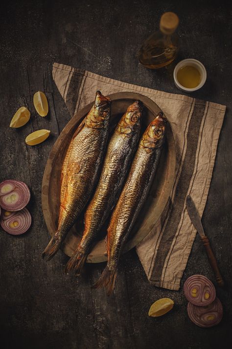 Fish food photography, mackerel fish, Egyptian dish. Sham elneeseem. شم النسيم - رنجه Mackerel Fish Photography, Fish Dish Photography, Fish Product Photography, Egyptian Food Photography, Fish Aesthetic Food, Fresh Fish Photography, Fish Food Photography, Fish Aesthetic, Mackerel Fish